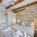 Casa Darel With Whirlpool Vižinada