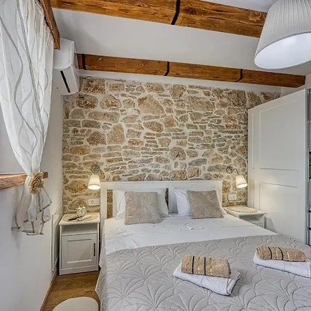 Casa Darel With Whirlpool Ferienhaus