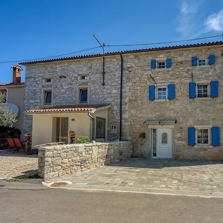 Casa Darel With Whirlpool Vižinada