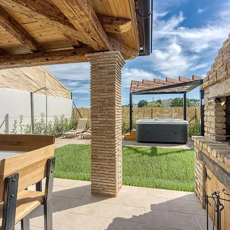 Casa Darel With Whirlpool *