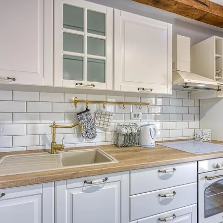 Casa Darel With Whirlpool 비지나다