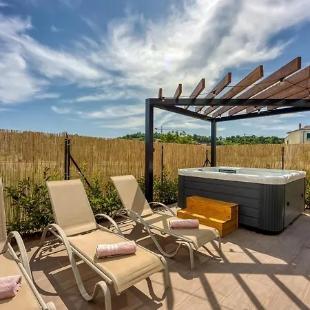 Casa Darel With Whirlpool *