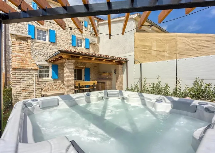 Ferienhaus Casa Darel With Whirlpool Vižinada