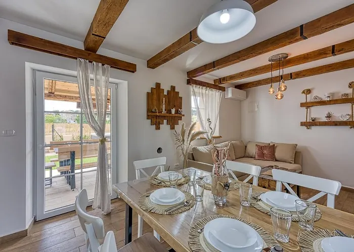 Casa Darel With Whirlpool Ferienhaus