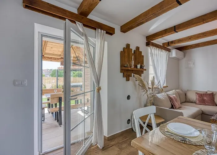 Casa Darel With Whirlpool * Vižinada