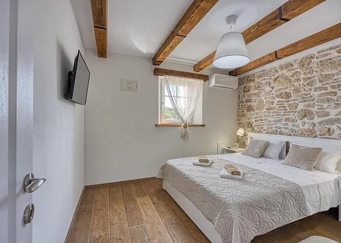 Ferienhaus Casa Darel With Whirlpool Vižinada